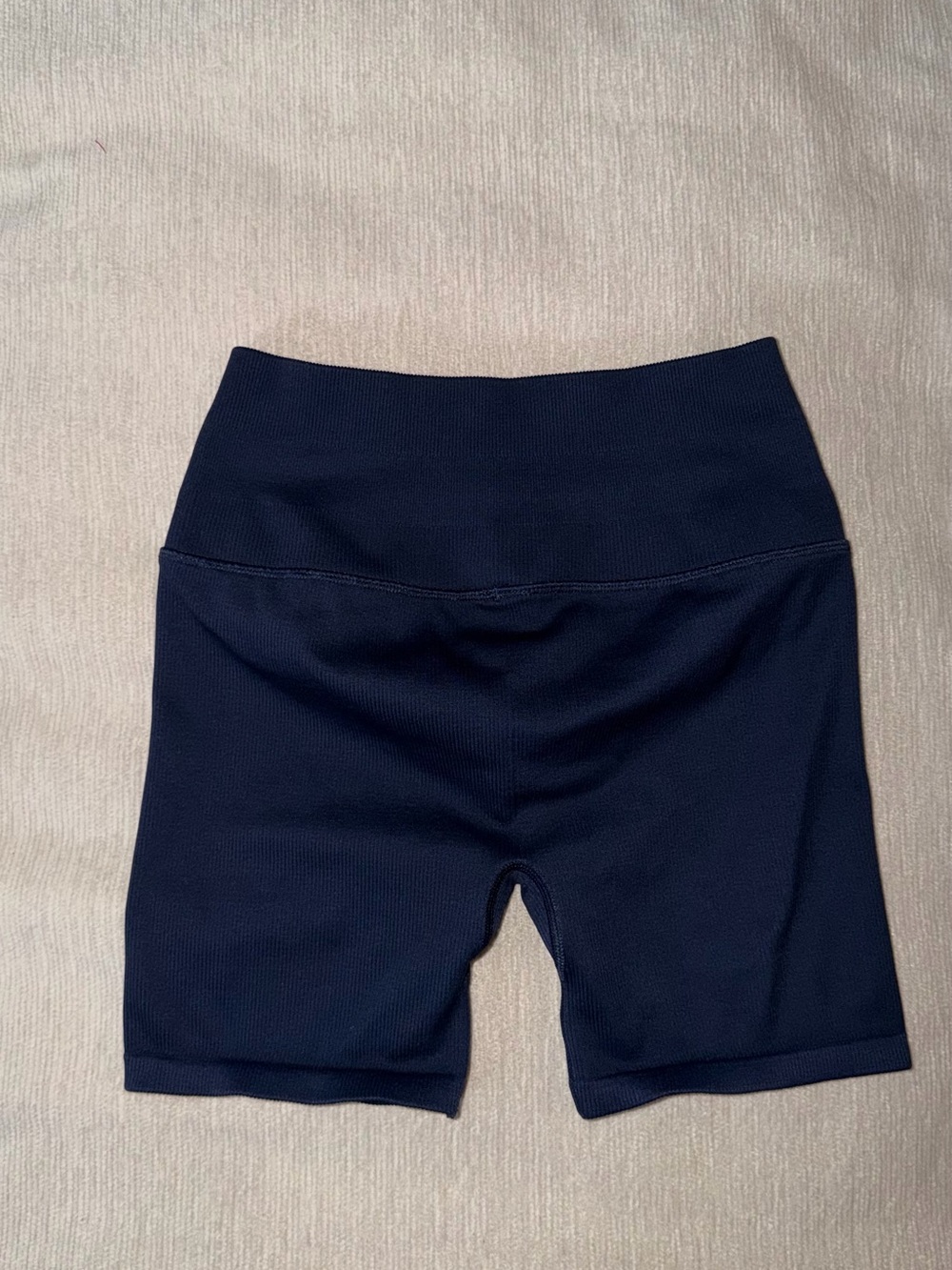 ALO Yoga Ribbed High-Rise Navy Bike Shorts 5” Seamless Favorite Blue - Picture 5 of 6